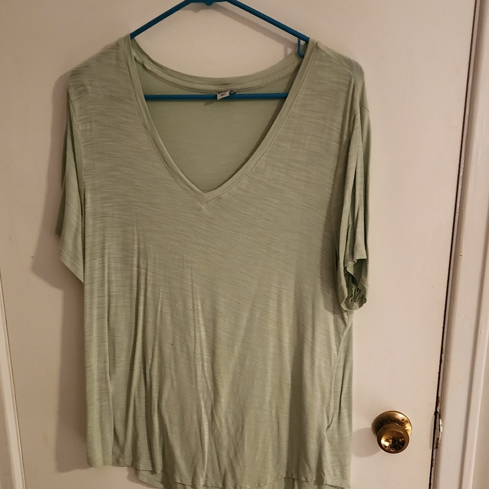 Old Navy Light Green V-Neck Tee